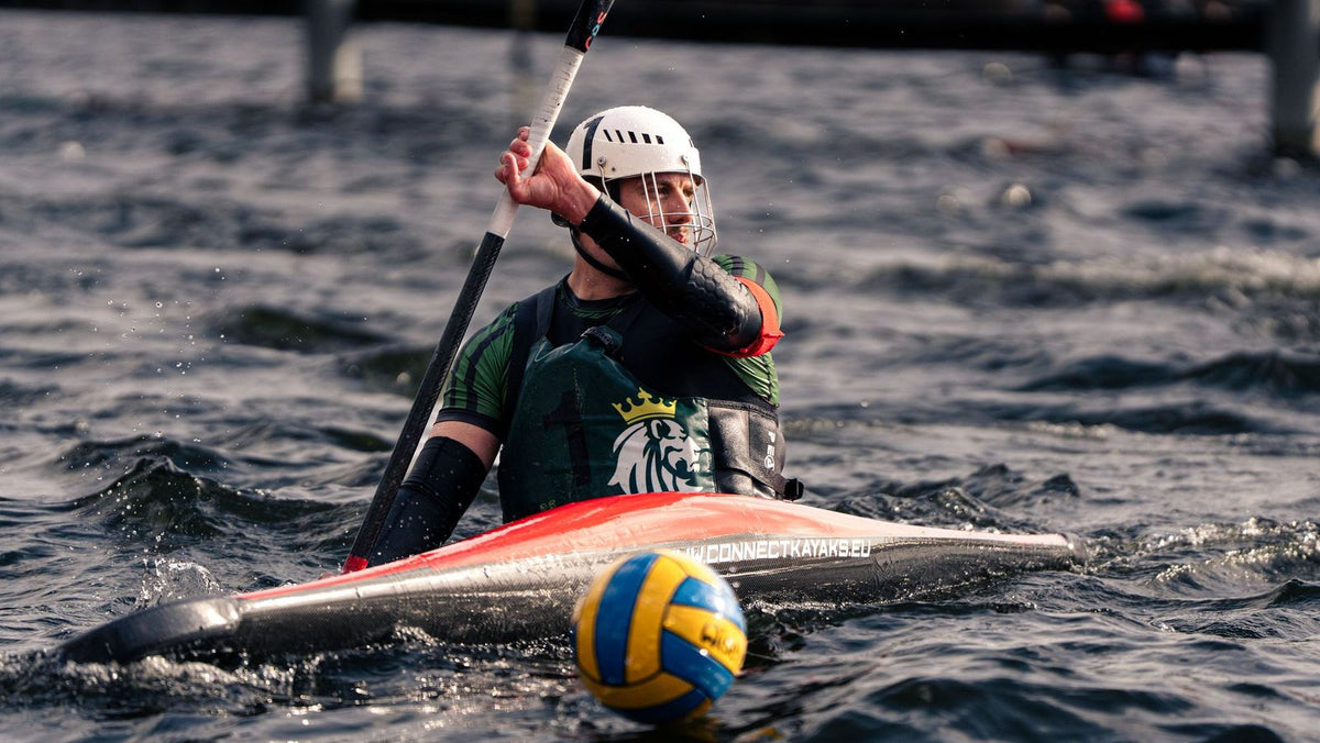 KAYAKS ALL